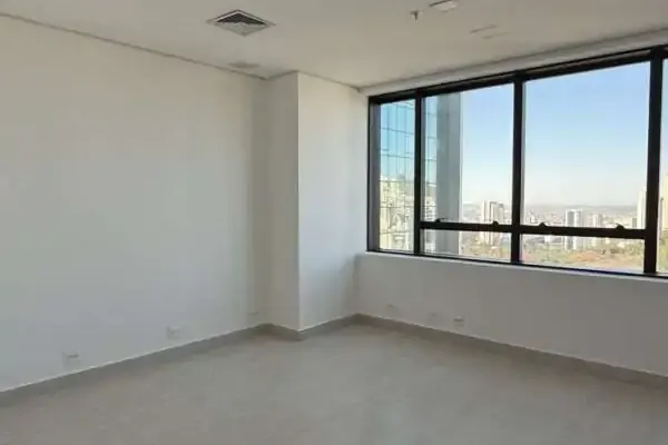 Sala comercial com 42 m² à venda no Icon, Vila da Serra
