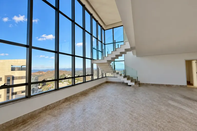 Cobertura de 4 quartos com 402 m² à venda no Denver, Vale do Sereno