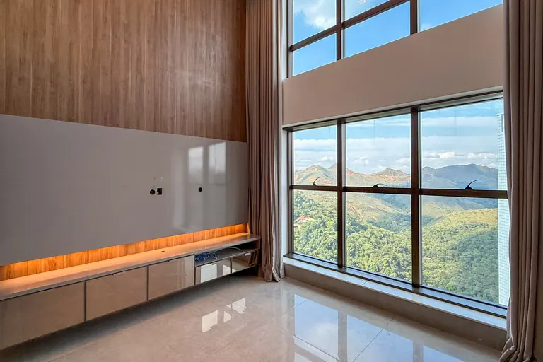 Apartamento de 4 quartos com 175 m² à venda no Vilaró, Vale do Sereno