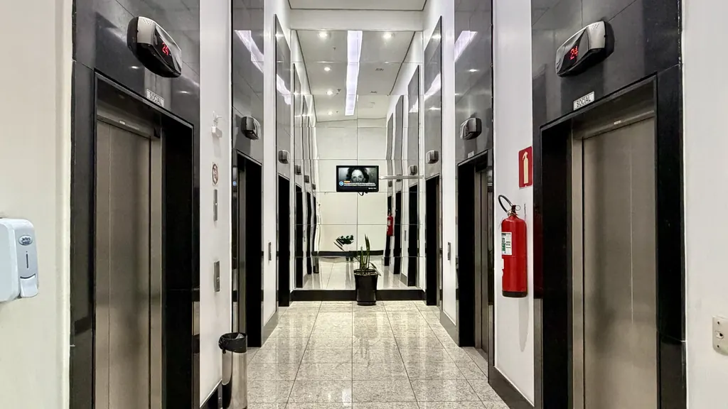Icon, Vila da Serra: fachada e áreas comuns – foto 11