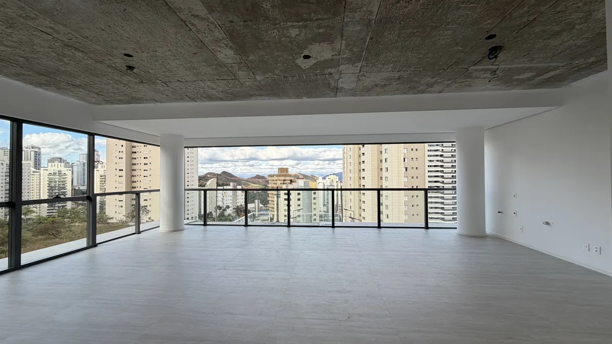 Apartamento de 4 quartos com 199 m² à venda no Le Sommet, Vila da Serra (código LVS4303)